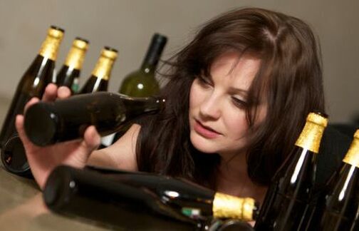 In stage 2 alcoholism, a woman drinks every day